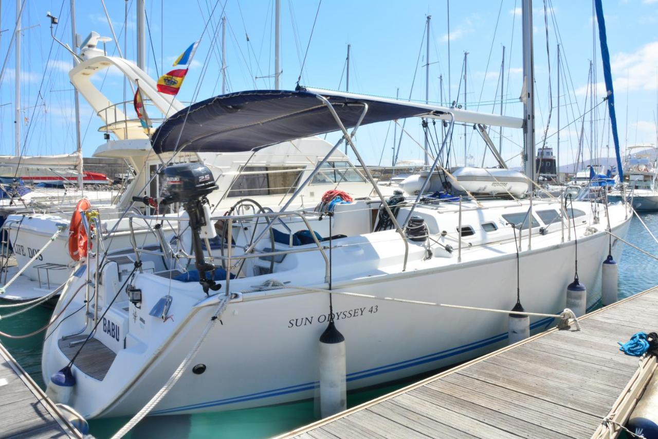 Bateau-hôtel Velero Babu Puerto Calero